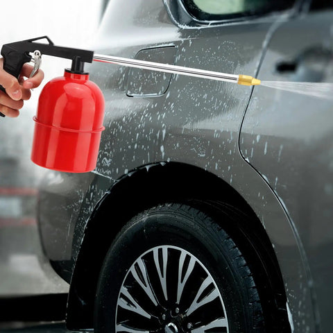 Rugged Pneumatic Cleaning Spray Gun With 6mm Nozzle And 750ml Aluminum Cup cleaning a car door with foam.