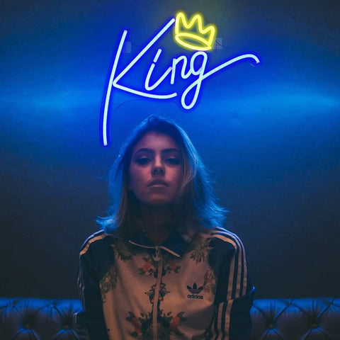 King Neon Sign Blue Letters LED Neon Light With Pink Crown Wall Decor USB Powered for Bedroom