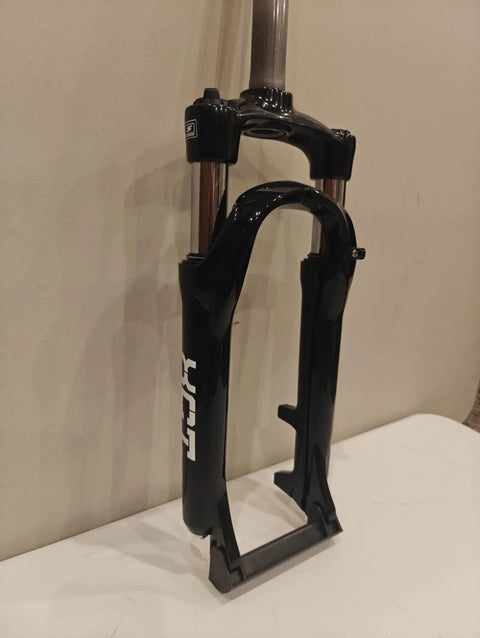 20 Inch Suspension Fork With Coil Spring And Preload, 63mm Travel, Disc Brake Ready, One And One Eighth Inch Threadless Steerer, side view