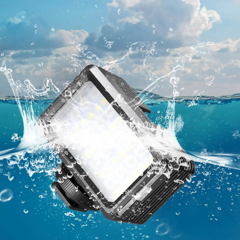 Underwater LED Video Light For Action Cameras, 1800LM Ultra Bright, 40m Waterproof Dive Fill Light With 7 Modes SL-104 in water