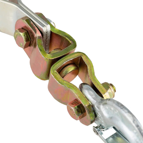 Close-up of Three Quarter Ton Rope Puller With Fifty Foot Three Strand Twisted Polydacron Rope Included One Piece Aluminum Alloy Ratchet Wheel