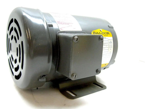 General Purpose 3-Phase Electric Motor Single Unit 3/4 HP 1,725 RPM TEFC, side view showing frame and mounting base