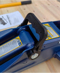 Ultra Low Profile Hydraulic Floor Jack With 2 Ton Capacity And 4000 Lbs Lift, 5 1/8 Inch To 13 Inch Lift Range, handle detail