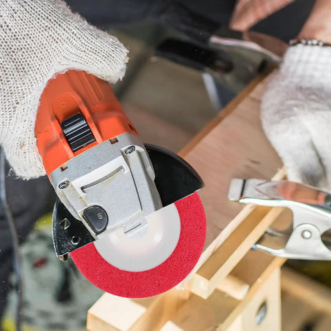 Nylon Buffing And Polishing Wheels For Plastic And Wood With Efficient High Speed Grinding Non-Woven Abrasive Discs For Auto Maintenance At Home, red wheel on grinder, smoothing wood.