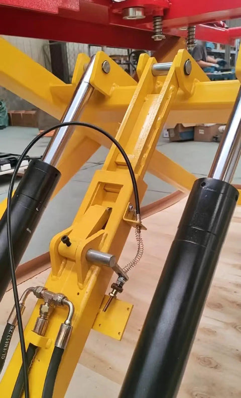 Heavy Duty Workhorse 7000 Lbs Portable Mid Rise Scissor Car Lift 110V Electric Hydraulic detail of hydraulic arms and locks