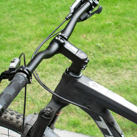 Mountain bike with 7 Degree Aluminum Bike Stem for 31.8mm Bar Clamp, 1-1/8 Inch Steerer, 60mm Length, CNC Machined 6061-T6.