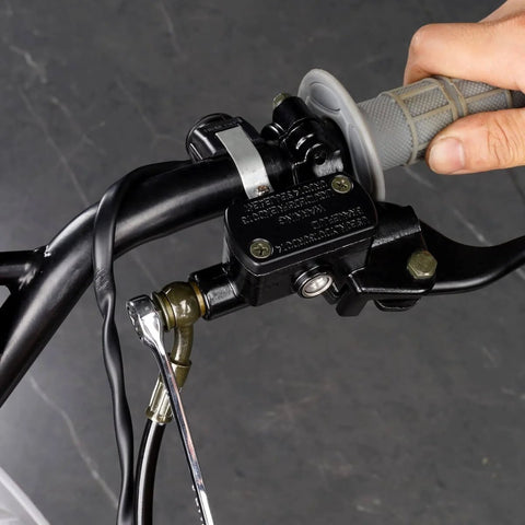 Left Hydraulic Brake Clutch Master Cylinder Lever With 8mm Banjo Bolt For 7 8 Inch Handlebars Fits Hydraulic Brake Or Clutch Systems