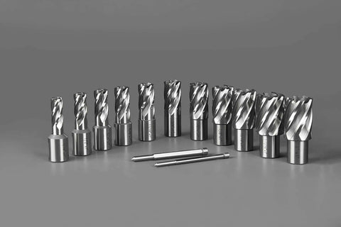 Annular cutter set, 13 pcs with 3/4 in Weldon shanks, diameters 7/16–1-1/16 in, two pilot pins for mag drill front view