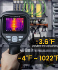 Handheld Thermal Camera With 512x384 IR Resolution 2MP Visible Camera 3.5 Inch IPS Screen in use for electrical inspection