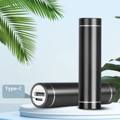 Tool Less Hassle Free Power Bank Kit Featuring Spring Loaded Cylindrical Holders For 18650 And 21700 Batteries black aluminum charger with Type-C port
