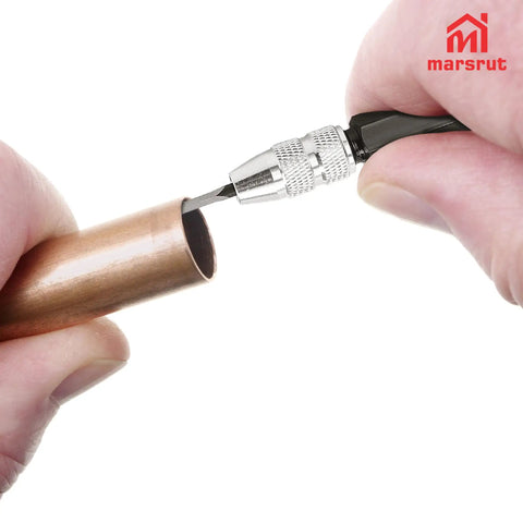 4 Piece Triangular Scraper Deburring Tool Set With Adjustable Trimming Blades And SC1300 Handle used on copper pipe