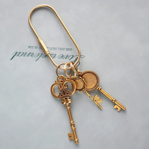 Dope Gold Brass Key Rings With Screw Lock Carabiner Clips For Keys And Handbags, Durable Brass Key Organizer Charms For Purses