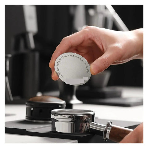 Premium Double Layer Reusable Espresso Shower Screen Filter For 51mm Portafilter Plus 304 Stainless Steel Bottomless Filter Kit in hand
