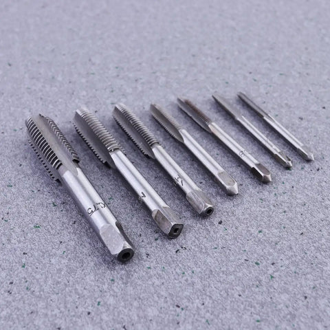 7 Pcs Straight Flute Screw Tap Set For DIY Metalworking Tools To Cut Threads In Aluminum And Plastic Includes Plug Drill And Hole Cutter Heavy Duty Bearing Steel Taps For Pros And Weekend Warriors, steel, 7.5 x 1 x 0.5 cm