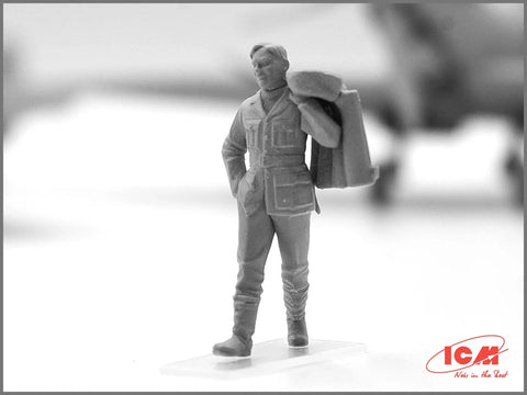 Plastic Military Aircraft Crew Figure Kit With RAF Pilots And Ground Crew From 1939 1945 pilot figure 1:48 scale
