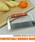 2-pack crinkle cutter for veggies with stainless steel blade and wooden handle on cutting board