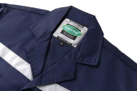 Close-up of navy blue collar of Rugged Lab Coat For Men For DIY And Workshop Jobs, Long Sleeve Painter Smock, size large