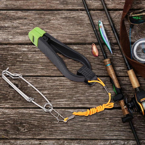Power Grip mast release snap clip Type D for fishing, black ABS body with green end and stainless steel snap