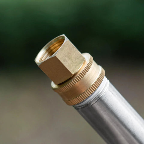 Heavy Duty Brass Garden Hose Adapter 3/4 GHT Female To 1/2 NPT Female Swivel Connector GHT To NPT Brass Fitting For Easy Leak Free Hose Setup And Pipe Thread Conversion, close-up
