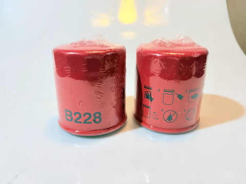 Two Pack Spin On Lube Filters For Deutz Engines And Bobcat Loaders Replaces 1163420 1185100 B228 visible on red casing