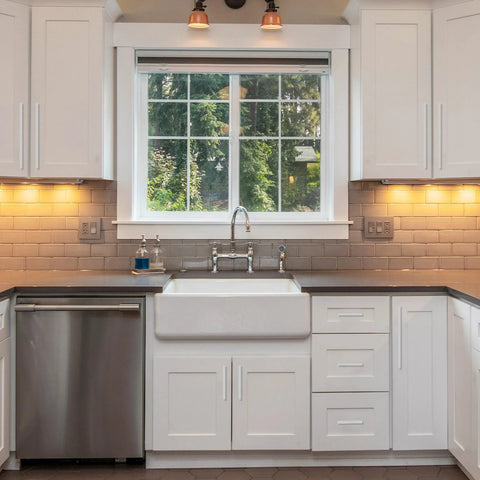 Modern kitchen with Brushed Satin Nickel Cabinet Pulls 5 Inch Center To Center 10 Pack Kitchen Cabinet Hardware Handles on white cabinets.