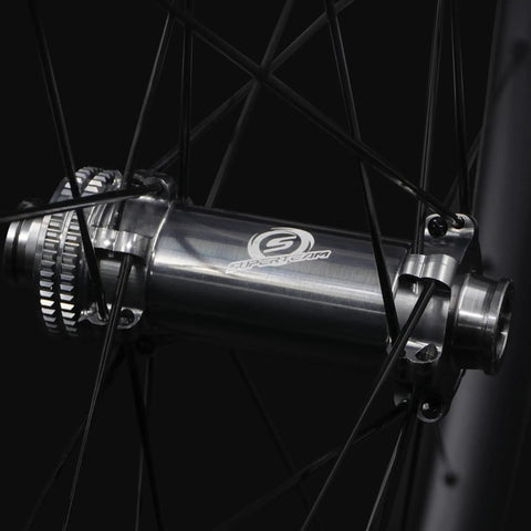 Close-up of 36T ratchet hub on Classic PRO Light 50mm Carbon Disc Wheelset for Road Bikes with Ceramic Bearings, UD Matte T800 Rim.