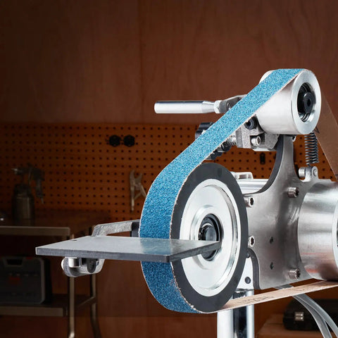 Heavy Duty Belt Grinder Sander With Smooth Operator Variable Speed VFD And 550 Watt Motor showing a close-up view of the sanding belt and metal platen.