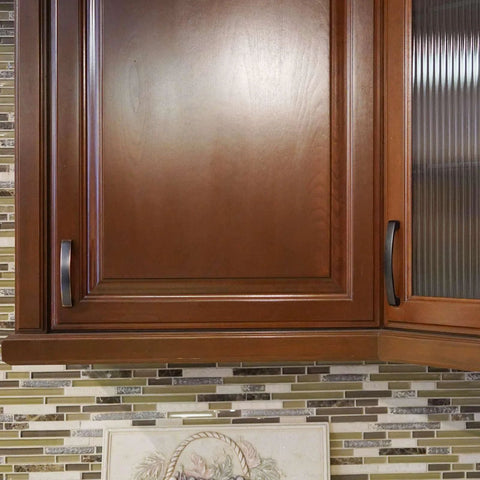 Installed Solid Zinc Alloy Kitchen Cabinet Pull Handle in Oil Rubbed Bronze on wooden cabinet doors, Simplicity Series Traditional design.