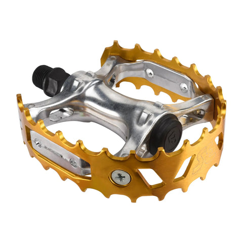 Bear Trap BMX Bike Pedals Gold Anodized Alloy Flat Pedals For Street And Trail Rides Durable Grippy And Aggressive Looking With Classic Bear Trap