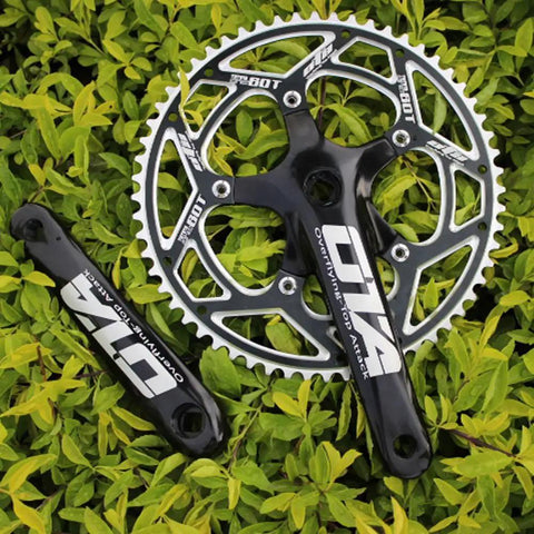 60T 170Mm Crankset For Single Speed Fixie Track Bike 130 BCD Square Taper Aluminum 7075T6 Black on grass