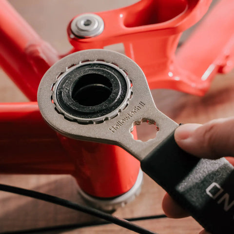 Bottom Bracket Tool Must Have For 16 Notch 39 And 44mm Fits Shimano Hollowtech II Bb9000 Bbr60 M8000 Sram Dub being used on a bike