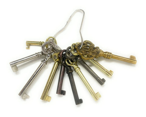 Vintage Skeleton Key Set On One Ring For Antique Furniture Ten Bit And Barrel Keys Variety Metal Finish