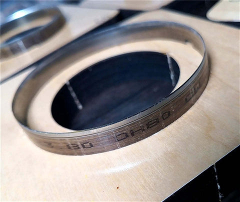 Close-up of Heavy Duty Pro Grade Round Circle Cutting Mold For Leather Crafts 120mm with precision steel blade on wooden surface