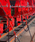 Ratcheting Chain Binders With Grab Hooks 1/4-5/16 Inch, 2,200 LBS Working Load securing industrial machinery