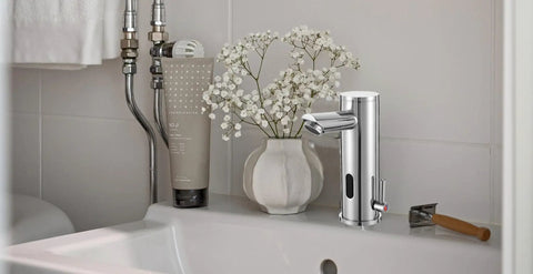 Touchless Bathroom Sink Faucet With Motion Sensor Hands Free Single Tap Easy Temperature Control Brass Body With Chrome Finish