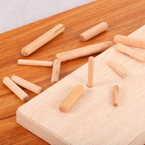150 Piece Wood Dowel Pins Kit, 8 Mm Diameter And 40 Mm Length, Fluted Dowels For Grooved Woodworking, visible on wood surface