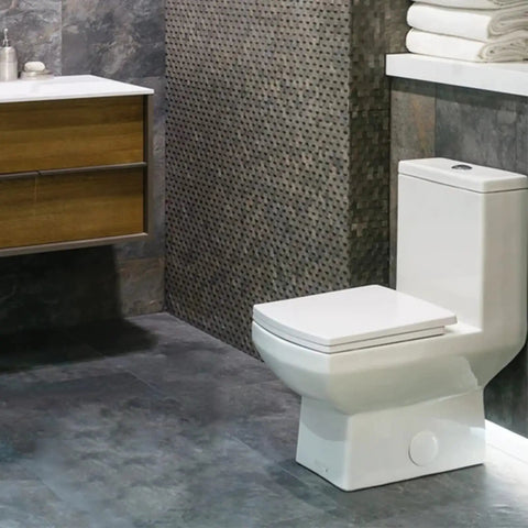 Freakin Smooth Soft Close Square Toilet Seat With Instant Quick Release Toss Design Thickened Polymer Build in modern bathroom.