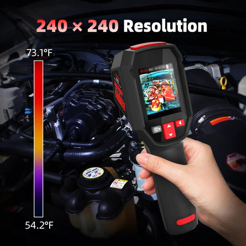 Handheld Thermal Imaging Camera With 240 X 240 Resolution showing engine heat map for inspections