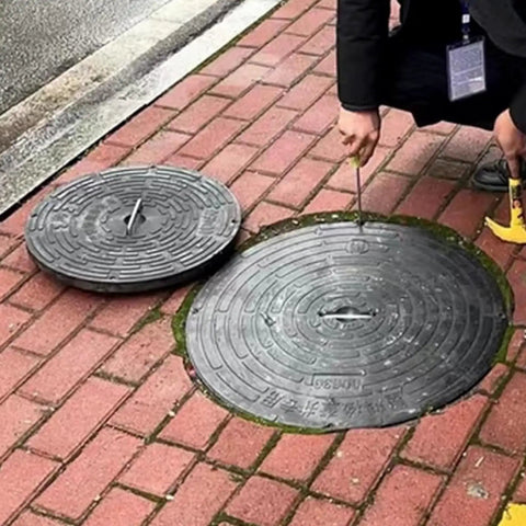Manhole Cover And Frame Made From PE Plastic With Handle, heavy duty, on brick pavement for yard driveway