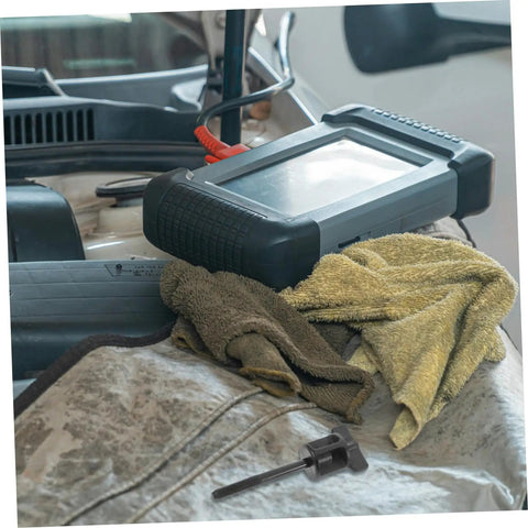 Spare Tire Hold Down Hardware For Civic HRV And More Durable Aluminum Alloy Tire Mounting Screw on a car engine cover