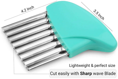 KLEENE 2-piece stainless steel crinkle cutter set with turquoise handle and wavy blades (front view)