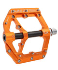 Aluminum Alloy 6061 CNC Machined MTB Pedals 9 Sixteenth Inch Wide Platform Non Slip Beefy With CrMo Steel Axle And Three Bearings for Bikes