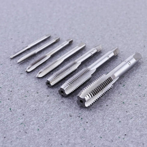 7 Pcs Straight Flute Screw Tap Set For DIY Metalworking Tools To Cut Threads In Aluminum And Plastic Includes Plug Drill And Hole Cutter Heavy Duty Bearing Steel Taps For Pros And Weekend Warriors, 7.5 x 1 x 0.5 cm