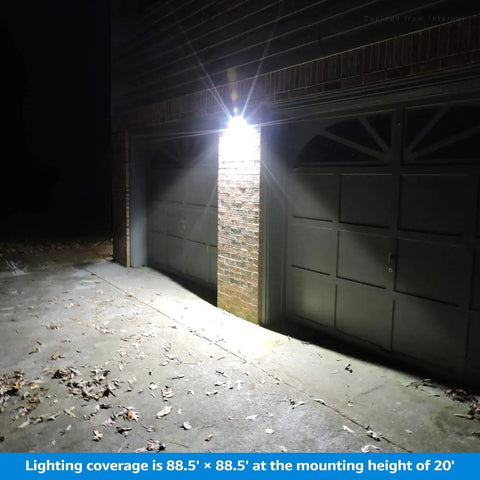 Dusk To Dawn Outdoor Flood Light With Photocell For Garage And Yard 28W 3400Lm IP65 Waterproof Exterior Lighting illuminating driveway