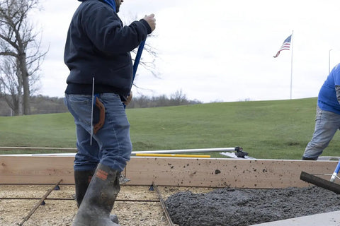 Workhorse Tool Hook And Trowel Hanger A Dependable Hand Tool Carrier That Clips Right To Your Tool Belt Or Back Pocket Keeping All Your Masonry Essentials Within Easy Reach During Any Grind, attached to a worker's belt.