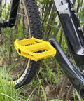 Flat Pedals For Mountain Road And Gravel Bikes Lightweight 154.5 Grams Each Wide Foot Surface Nine Sixteenth Inch Thread