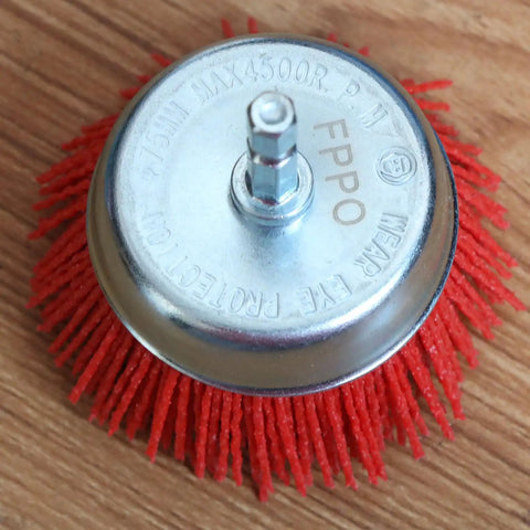 Red Three Piece Cup Brush Set With Nylon Composite Abrasive For Drills Grit 80 120 320 With Quarter Inch Shank