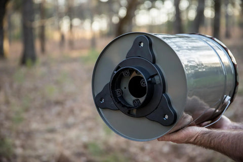 Moulrie All-In-One Ii Wireless Deer Feeder Kit With Bluetooth App Control Remote Monitoring From 300 Feet Cellular Connectivity For Edge 3 Cameras Smart Hunting Gear And Wildlife Attractant Dispenser Solution