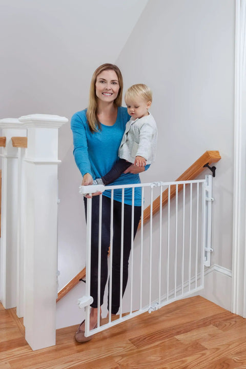 Ready To Install Everywhere Baby Gate With One Hand Operation Walk Through Door Gate For Doorways Hallways And Stairs Adjustable From 29 To 42 Inches White Multi Use Baby Gate