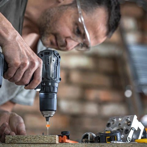 Person using drill with Pro Grade Micro Drill Bit Set 0.3-1.2mm Shank Tungsten Carbide Bits For PCB Engraving